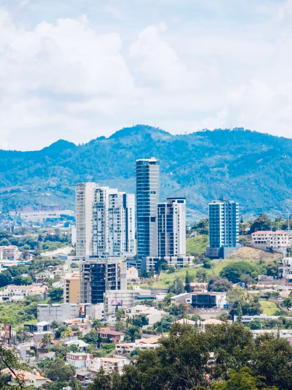 Flights to Tegucigalpa (TGU)